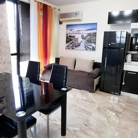 Apartamento студио изгрев *